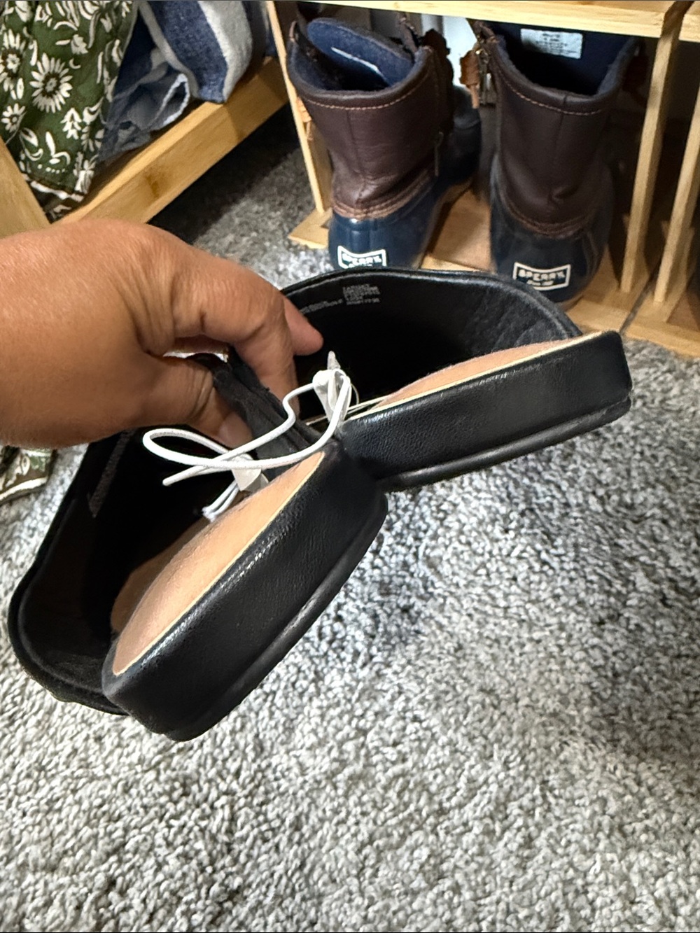 New with tags A New Day Studded Slide On Flats 8 gold hardware - Picture 5 of 8